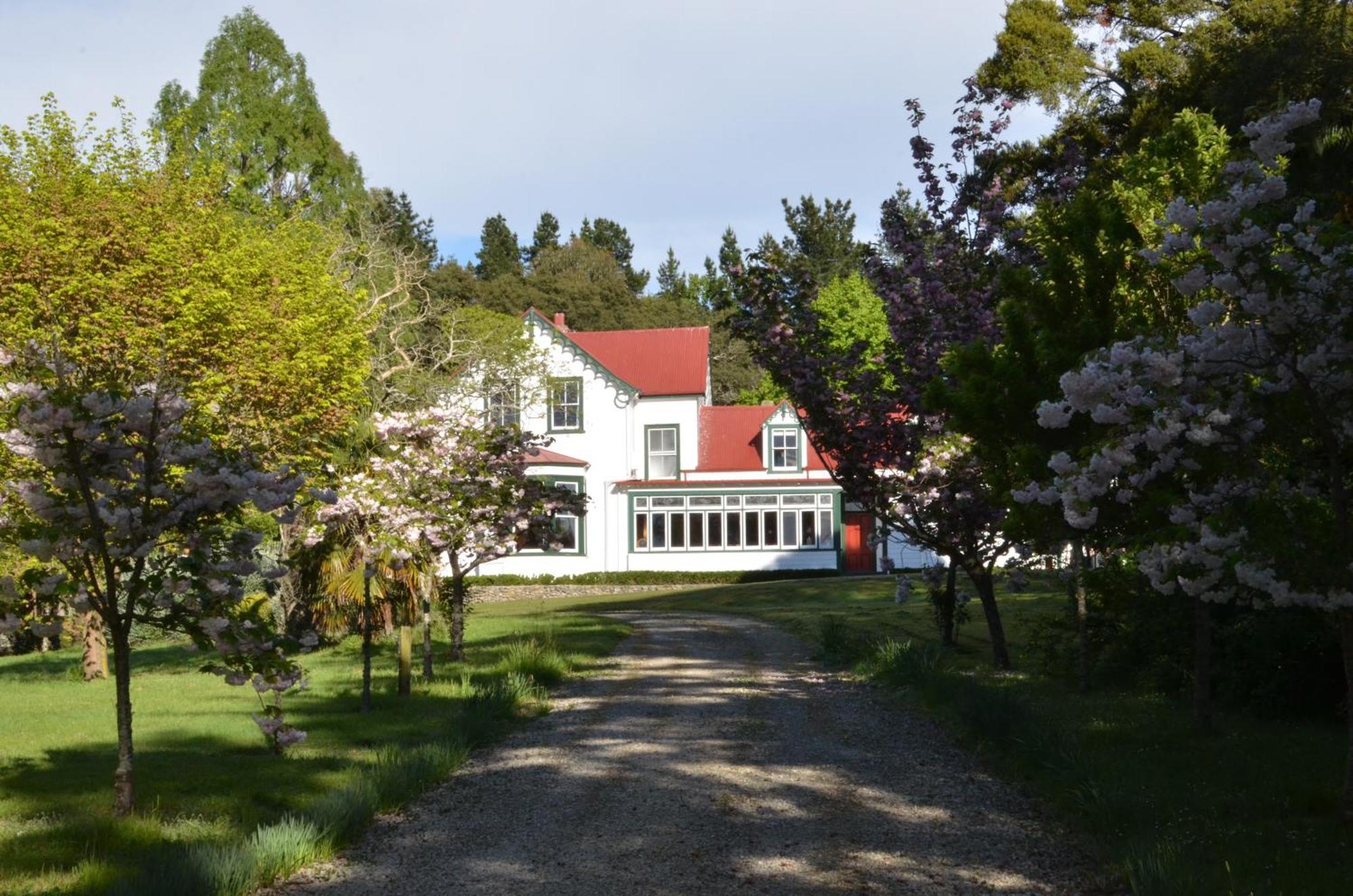 Ashcott Homestead Bed & Breakfast Takapau Exterior photo